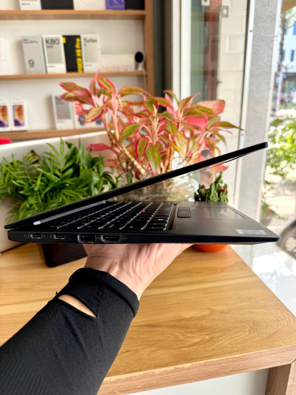 ThinkPad X1 Carbon Gen 9