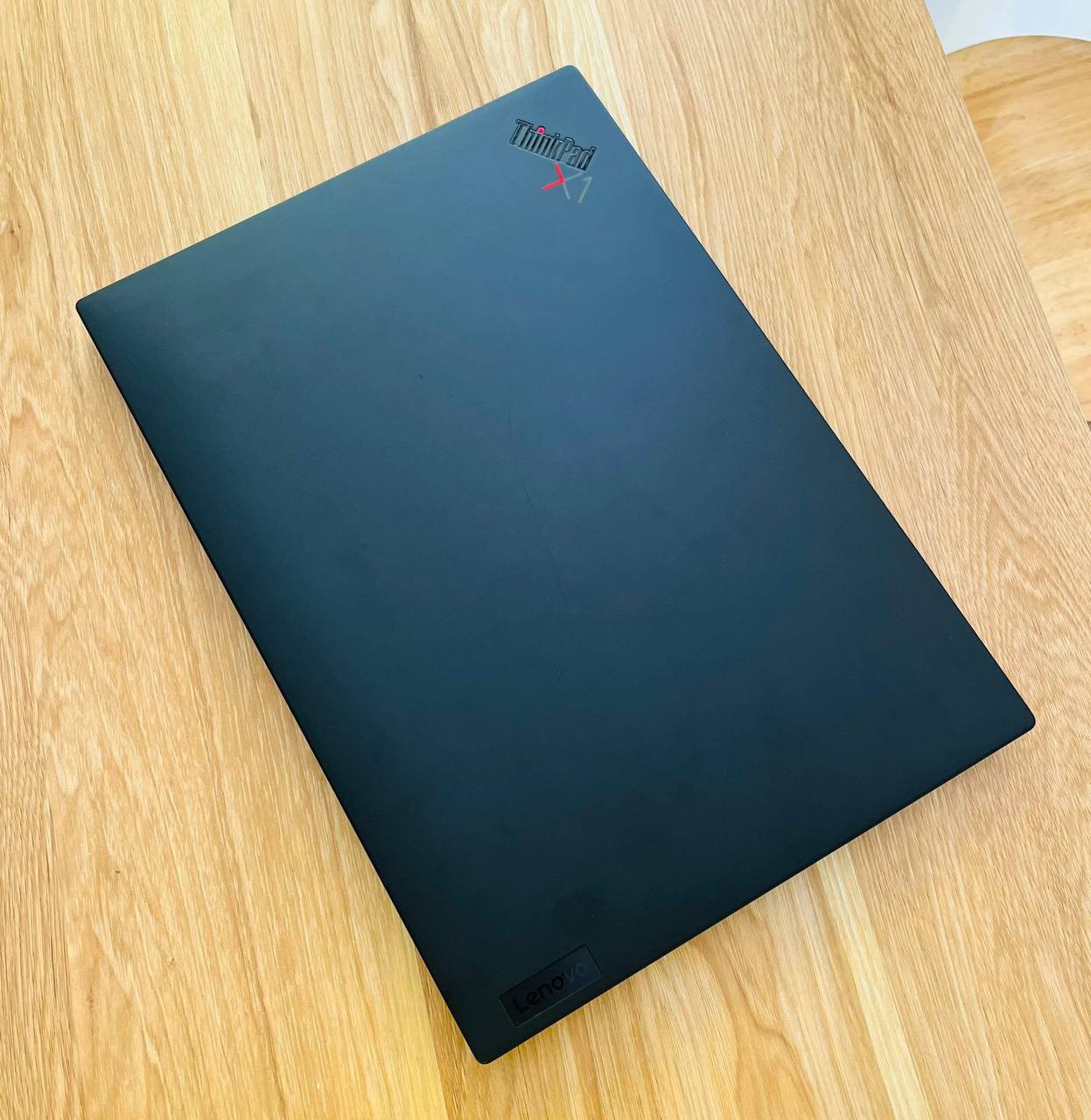 Lenovo Thinkpad X1 Carbon Gen 9