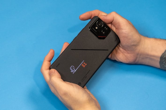 Trên tay ASUS ROG Phone 9 Pro: Cỗ máy gaming đỉnh cao, thiết kế cuốn hút, hiệu năng bùng nổ!