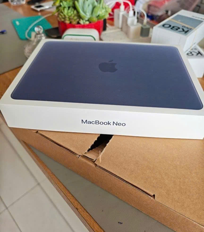 MacBook Neo