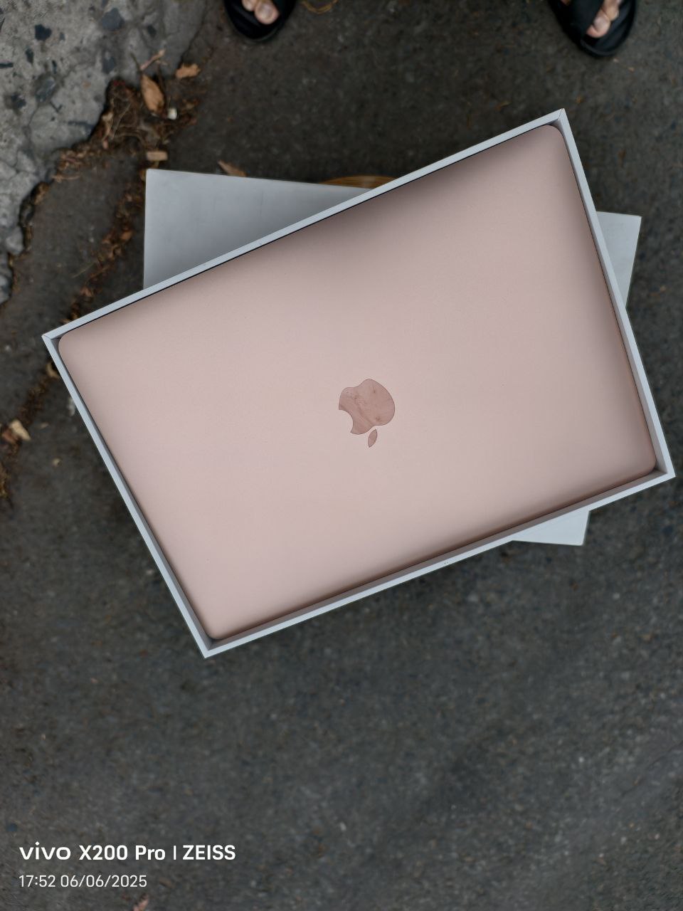 MacBook Air M1 (Pink)